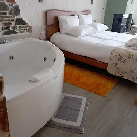 παλιο χωριο Апартаменты Палеос-Пантелеймонас