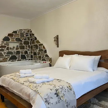 παλιο χωριο * Палеос-Пантелеймонас