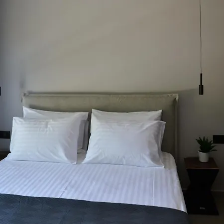 οίκοι-πολυτελείς και μεζονέτες Apartment