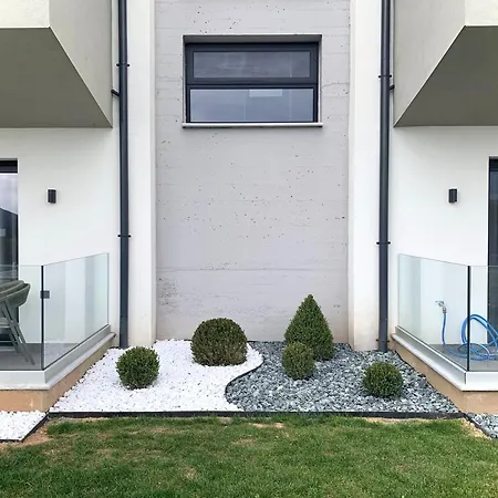 Apartament οίκοι-πολυτελείς και μεζονέτες *